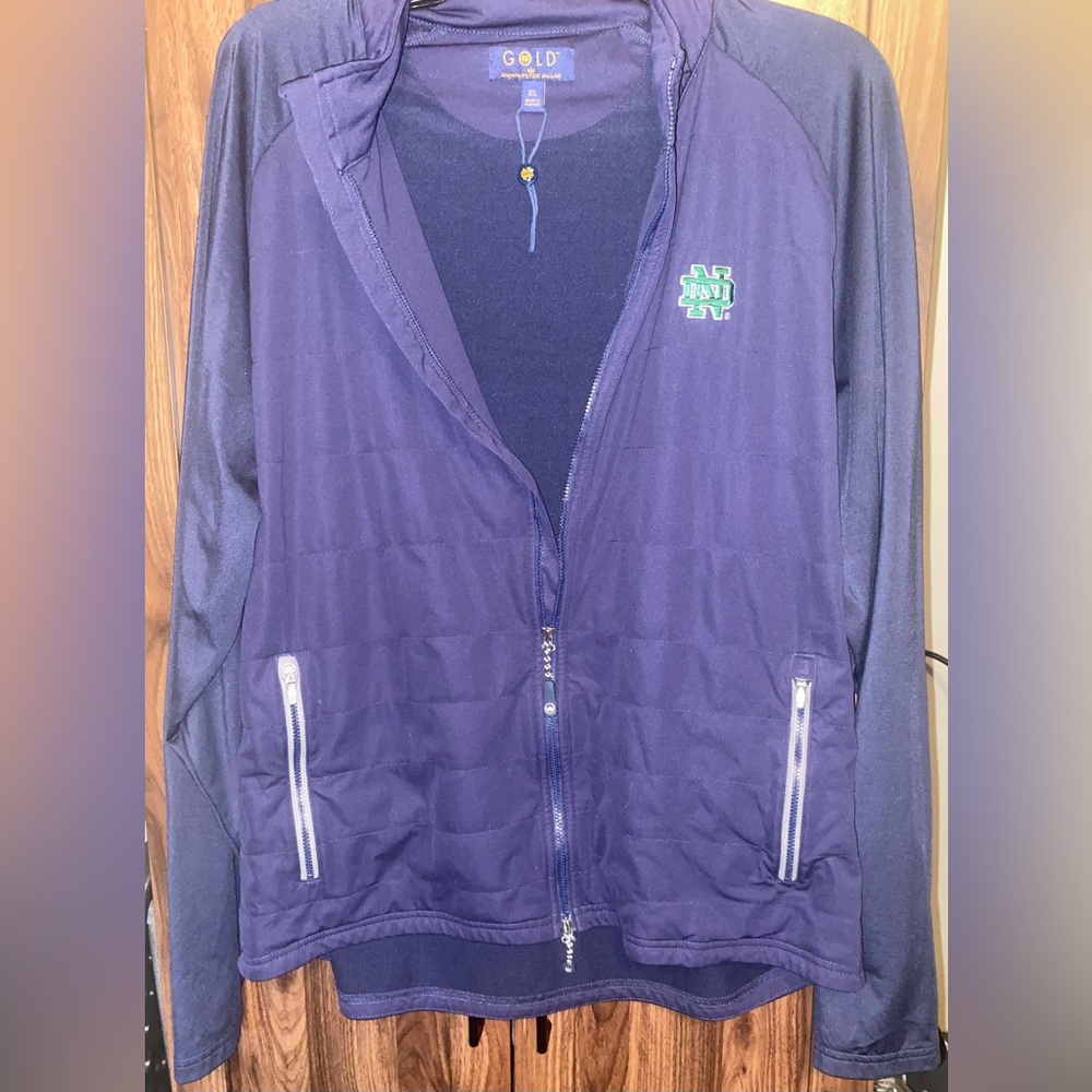 Men’s Gold by Peter Millar Norte Dame Navy Performance Jacket